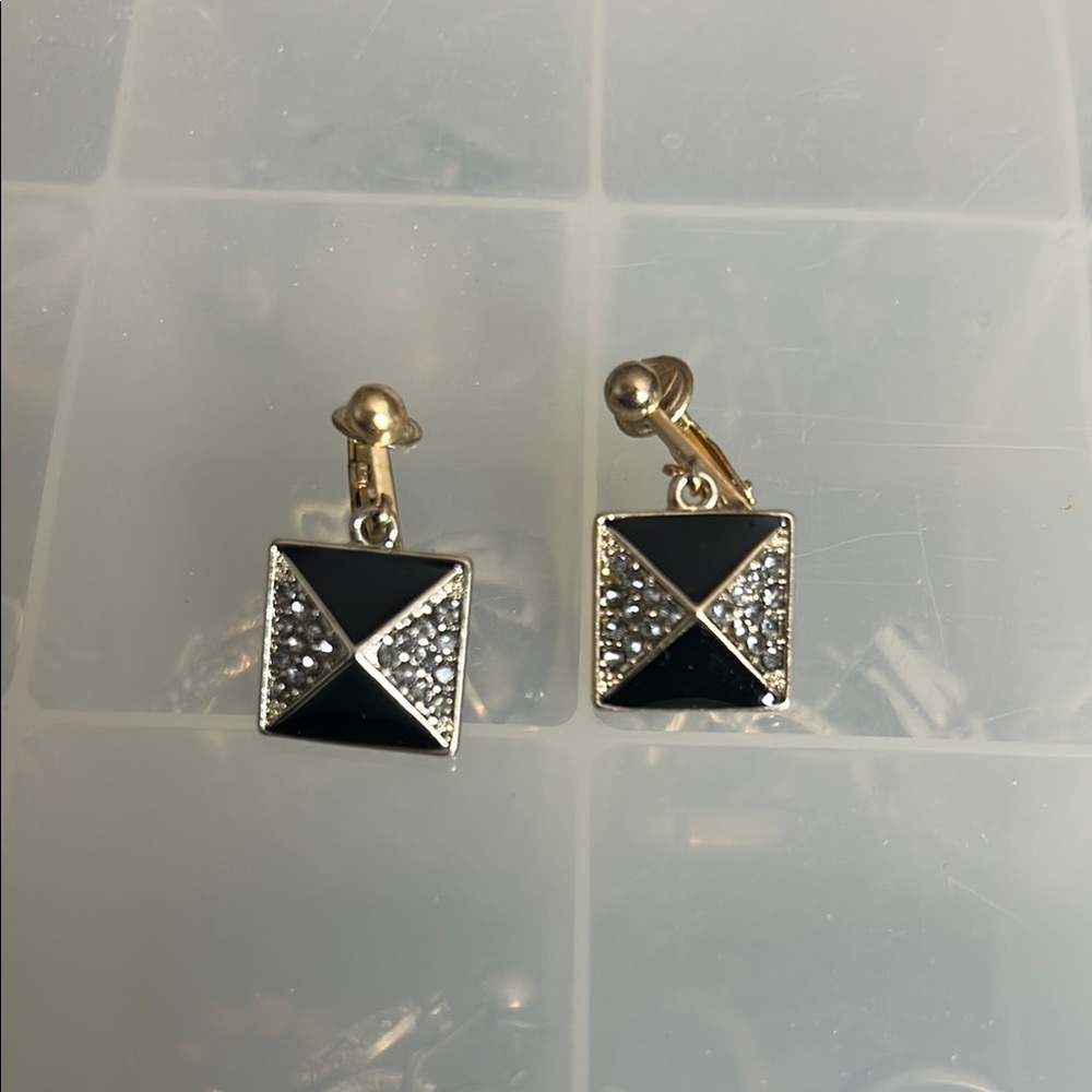 Vintage 80s Black and Silver Clip-On Earrings